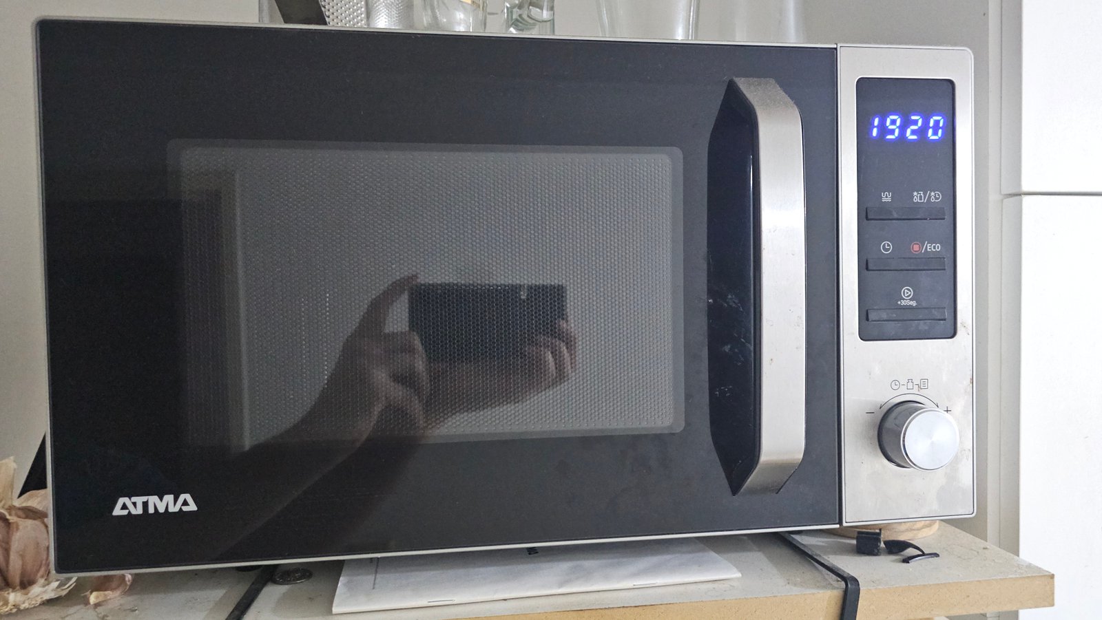 Microondas ATMA MD1823GN Digital con Grill